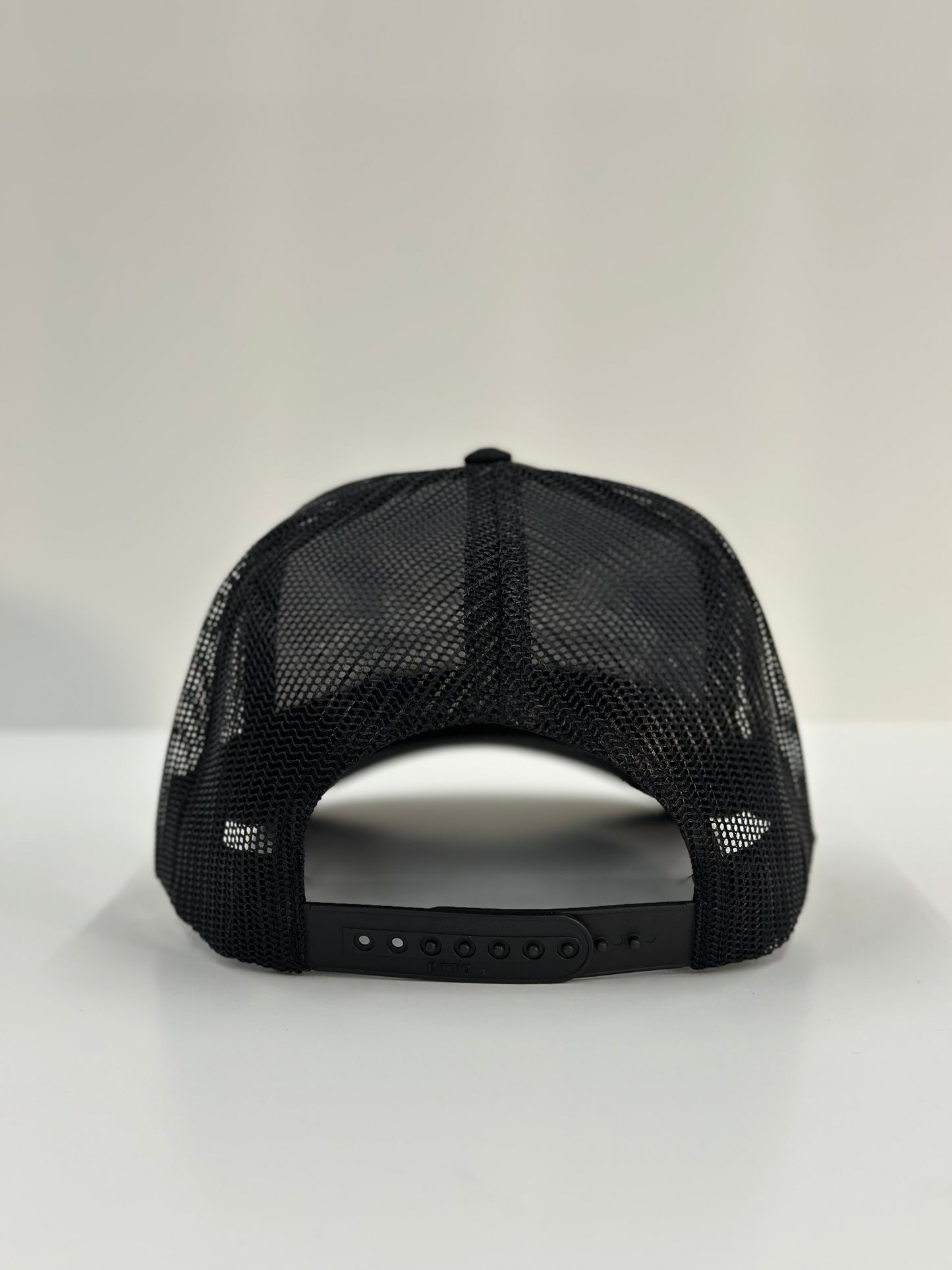 TRUCKER HAT